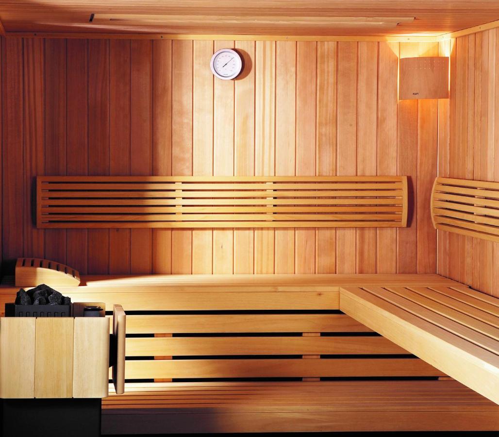 Hotel Aktivhotel Weisser Hirsch 4*