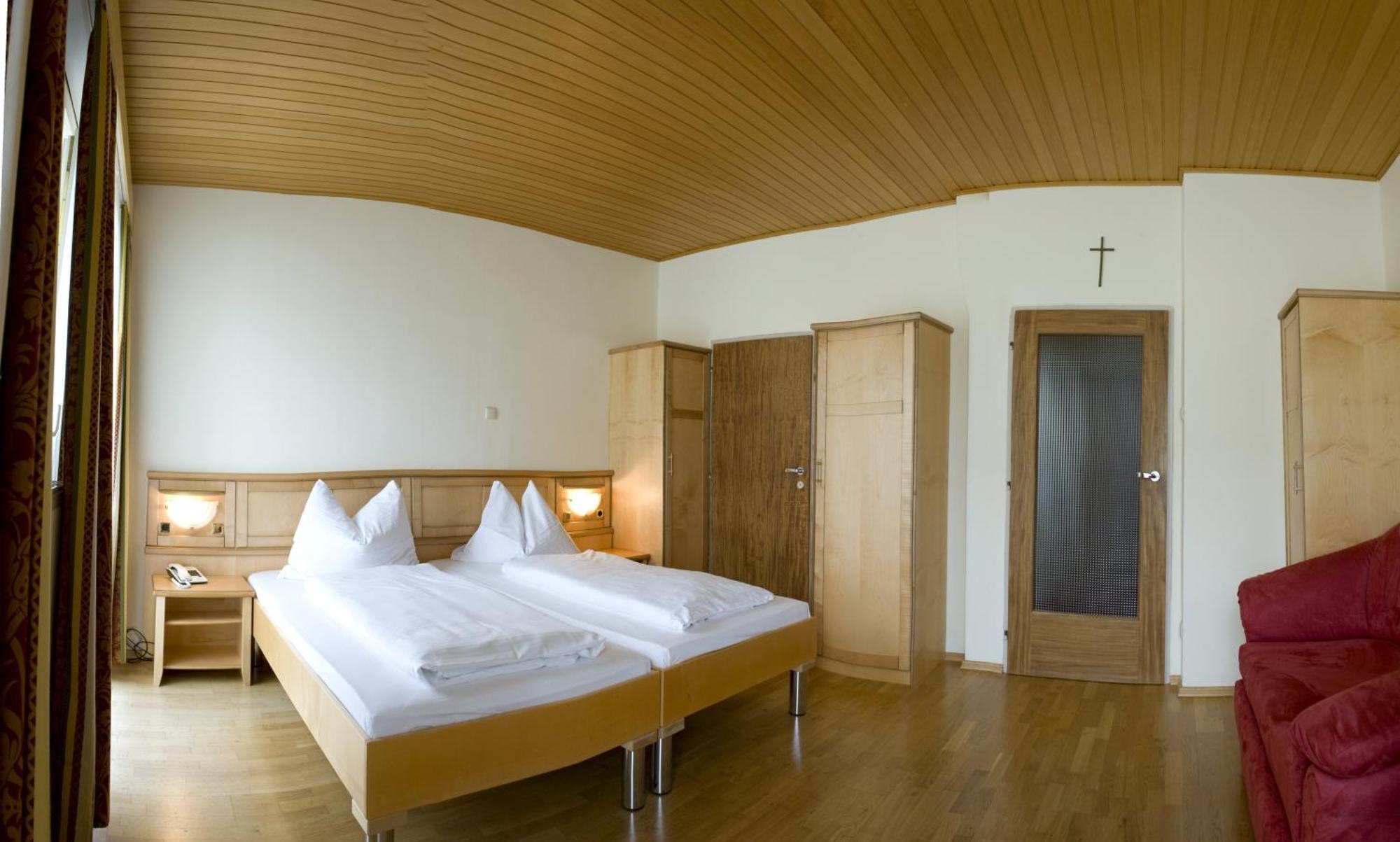 Aktivhotel Weisser Hirsch 4* Mariazell