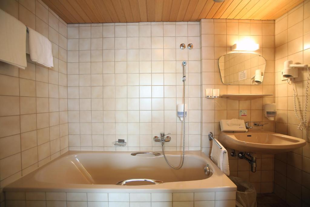 Hotel Aktivhotel Weisser Hirsch Mariazell